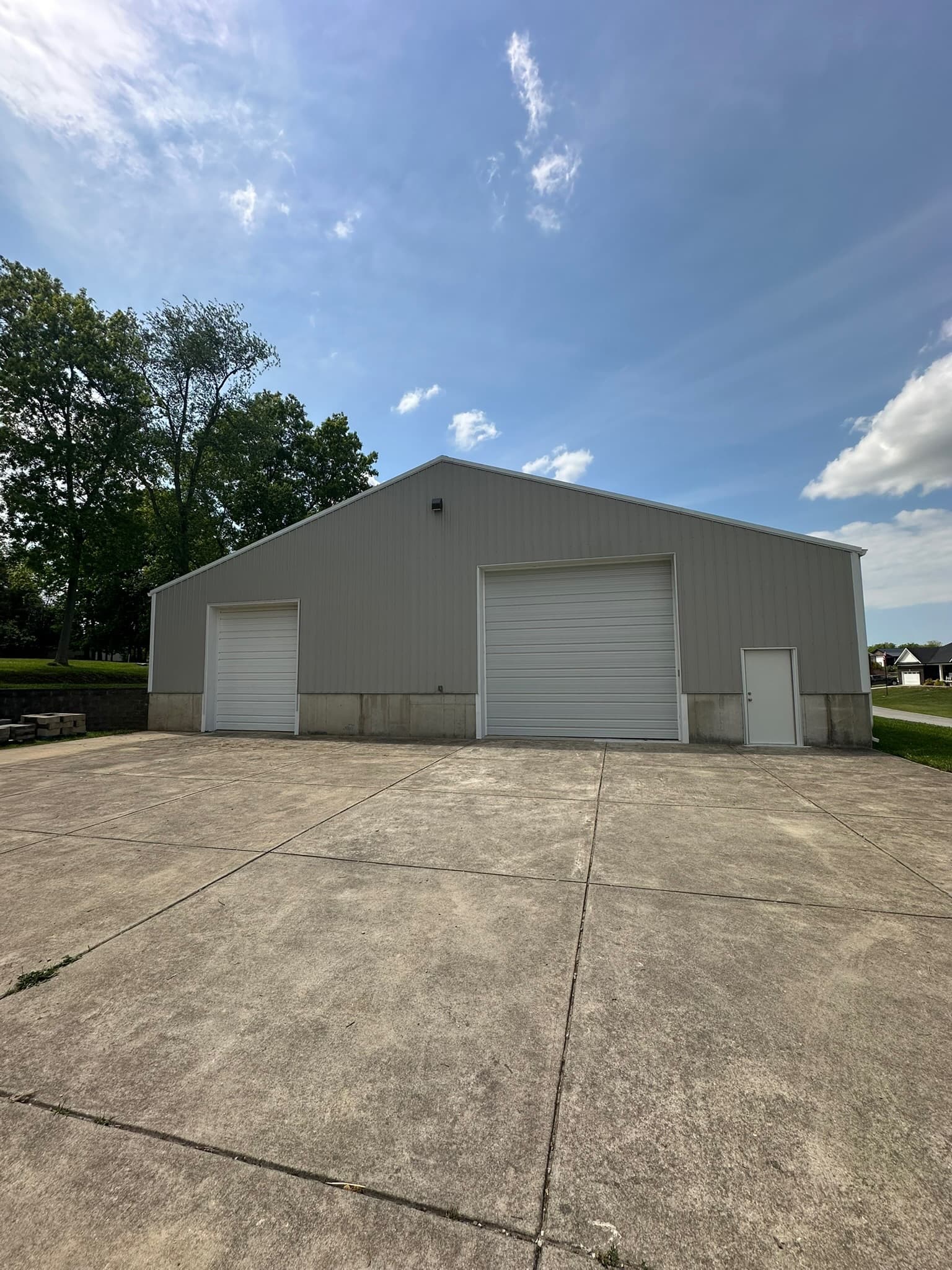 hangar popup image 3