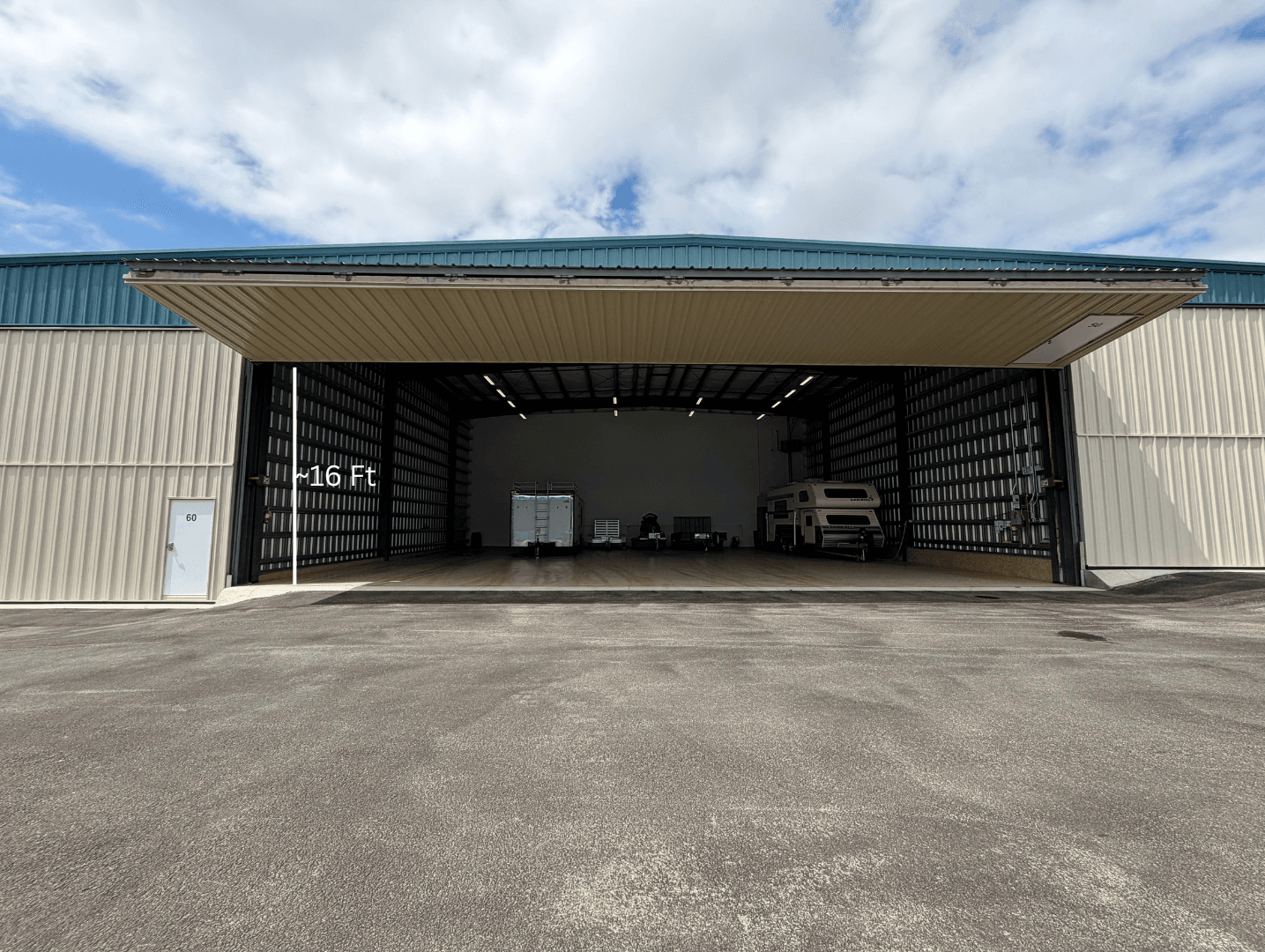 hangar popup image 1