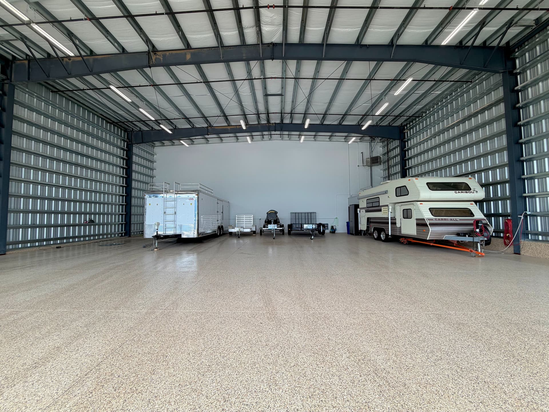 hangar popup image 3