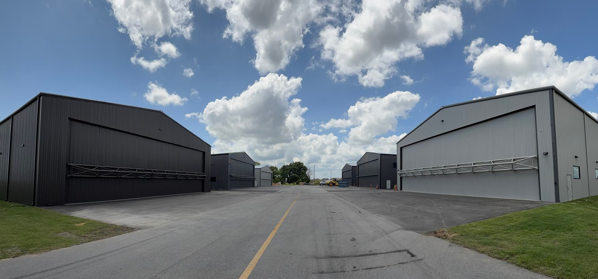 hangar popup image 2