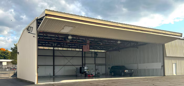 hangar popup image 1