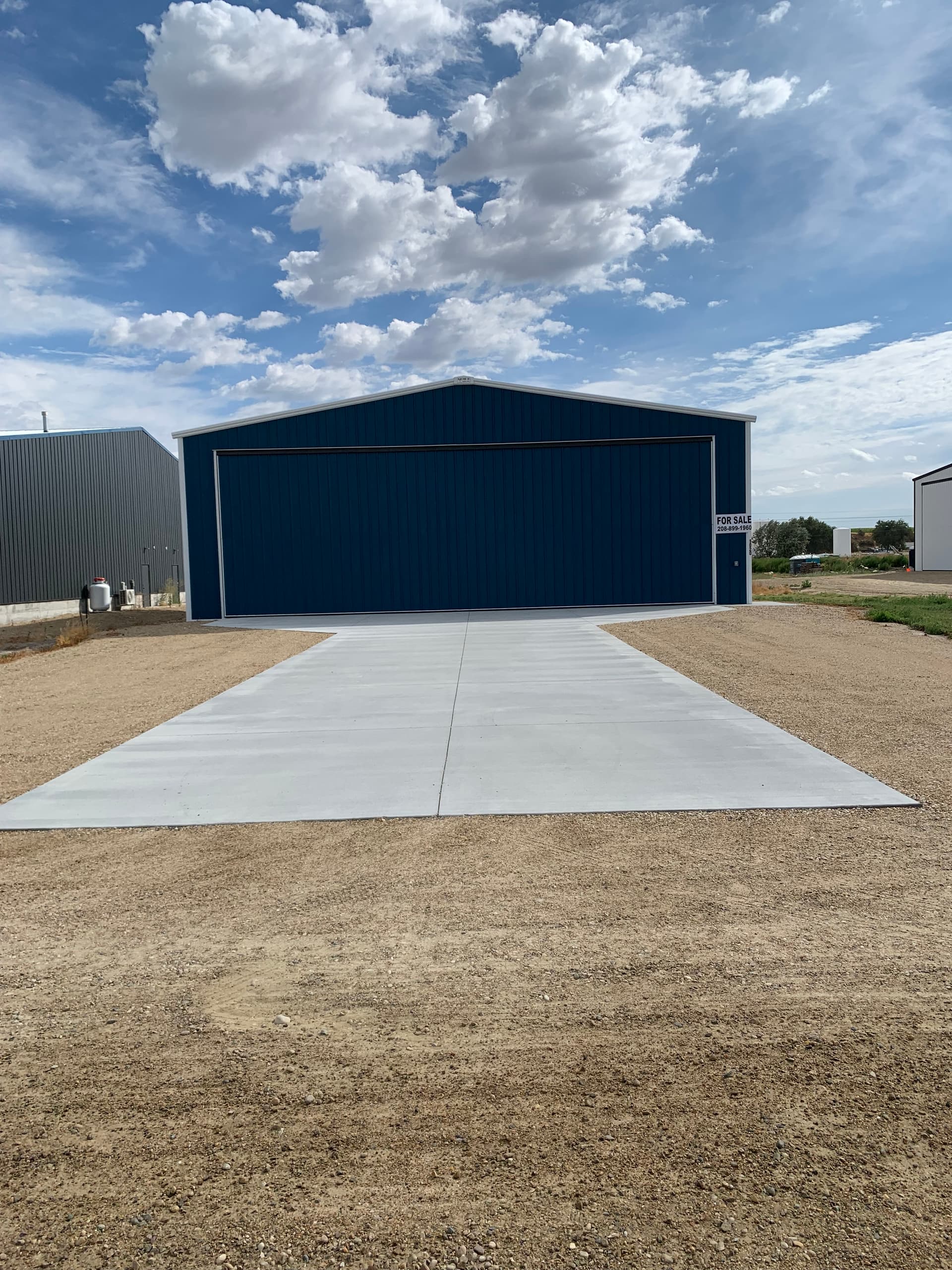 hangar popup image 2