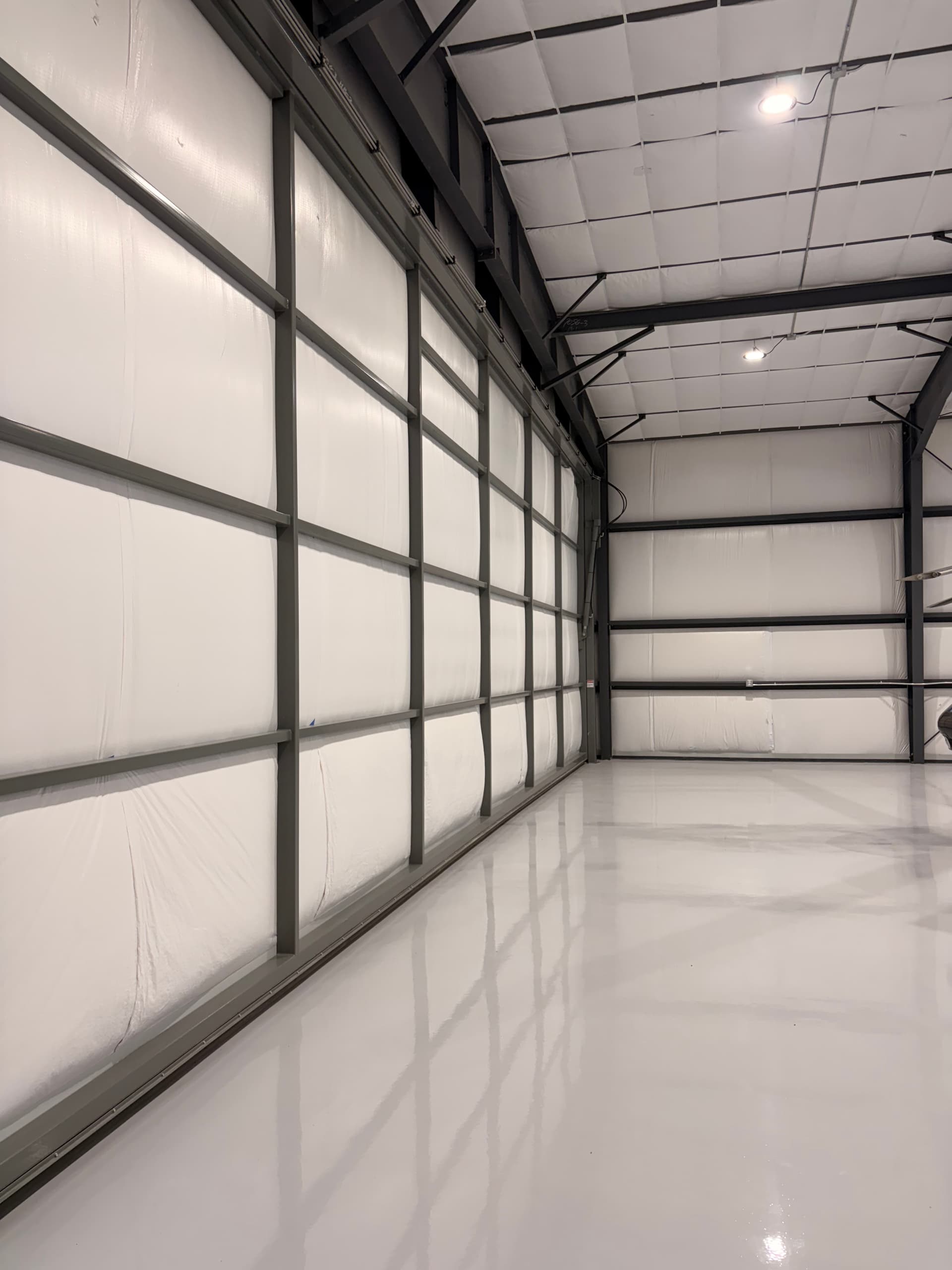 hangar popup image 7