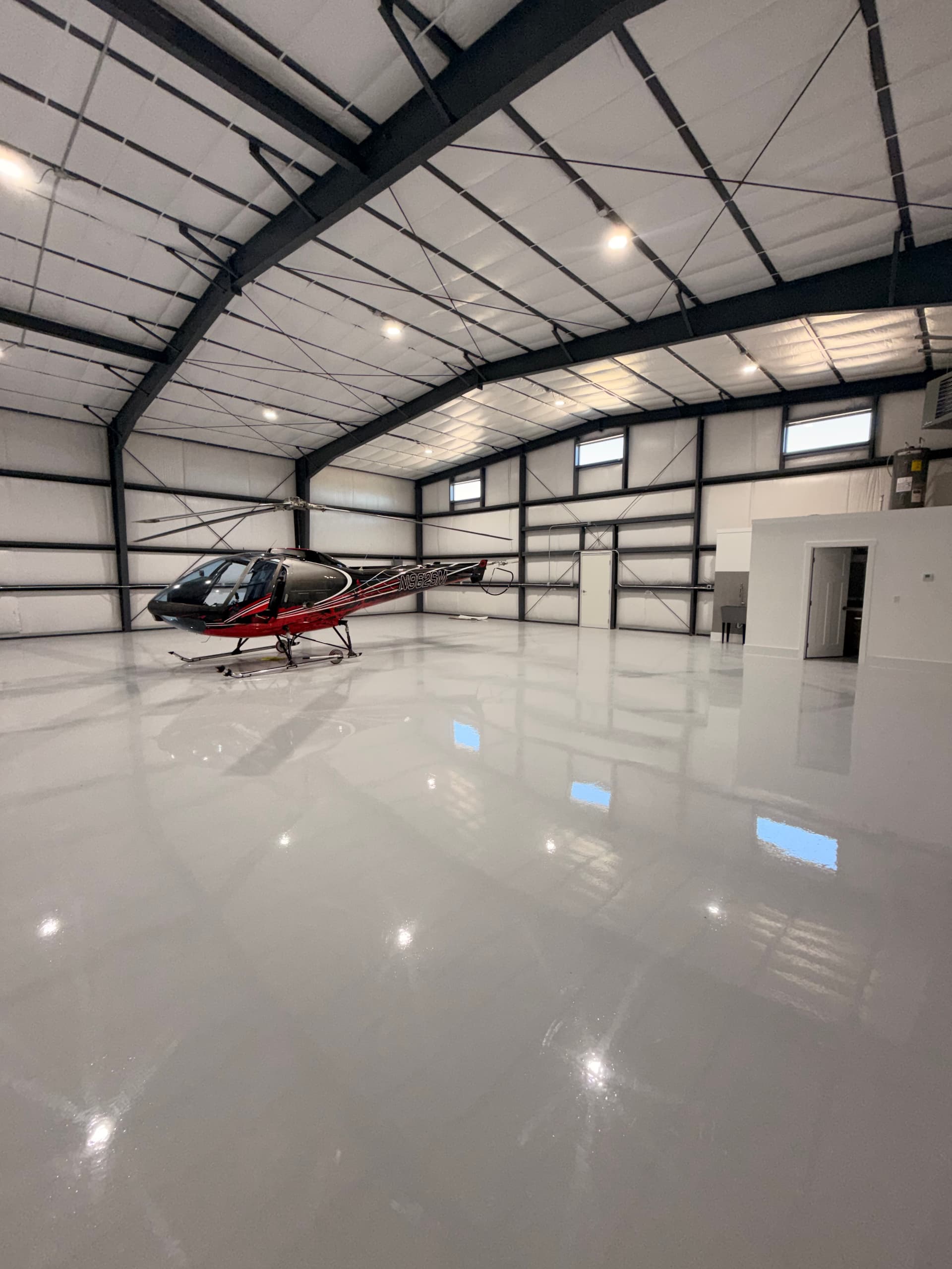hangar popup image 8