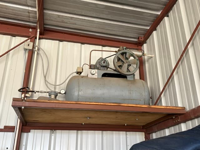 hangar popup image 5