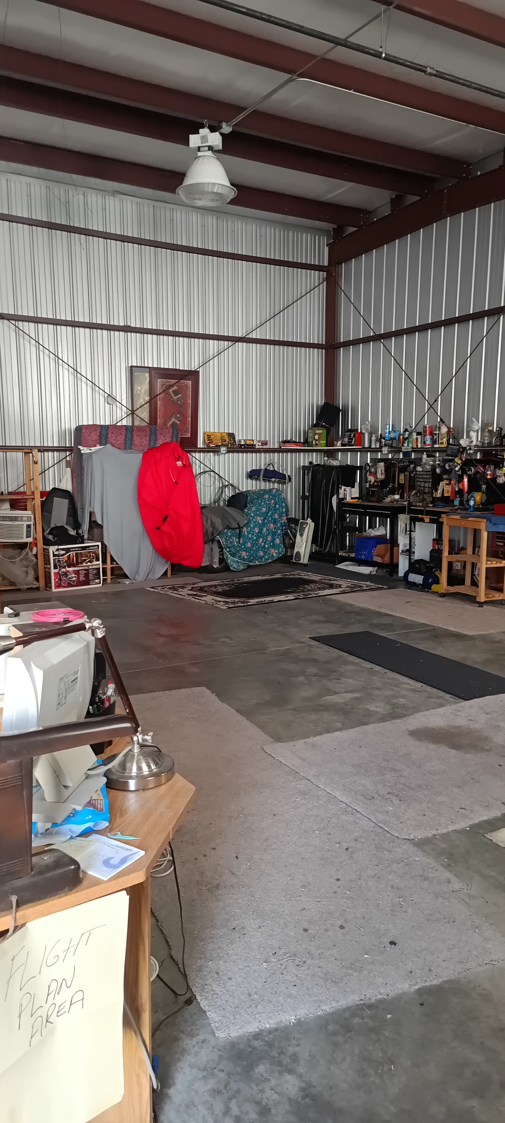 hangar popup image 5