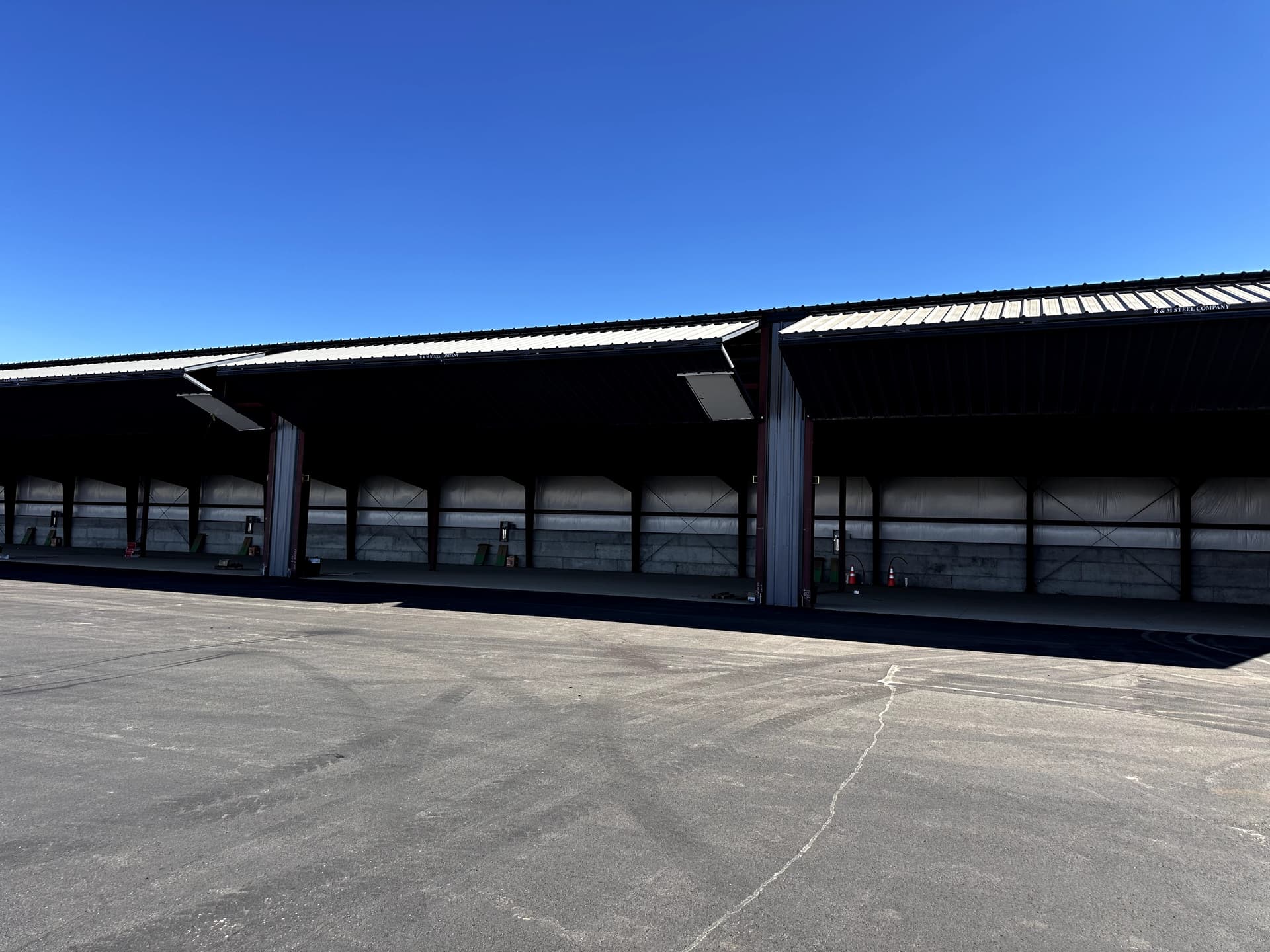 hangar popup image 2