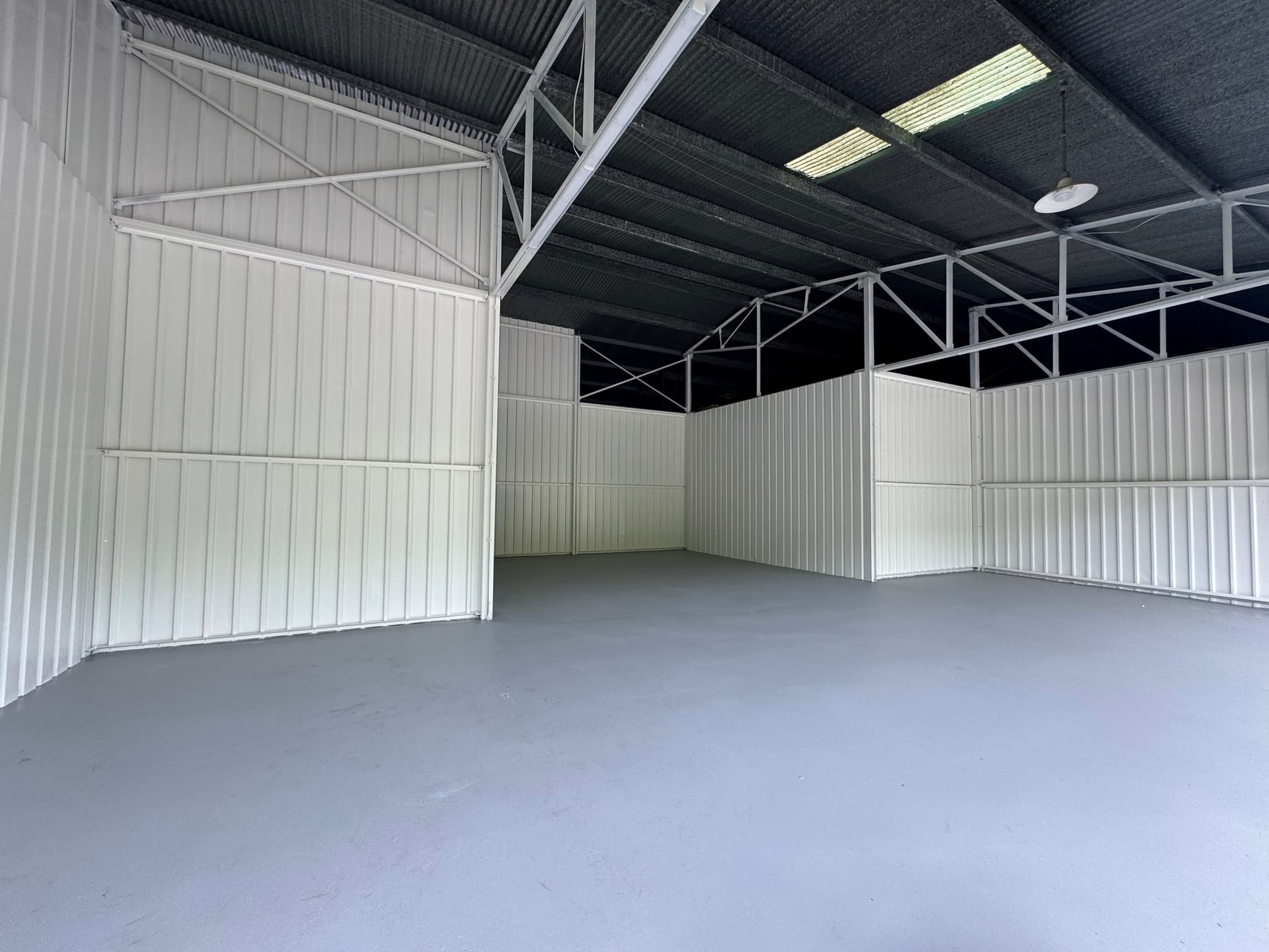 hangar popup image 2