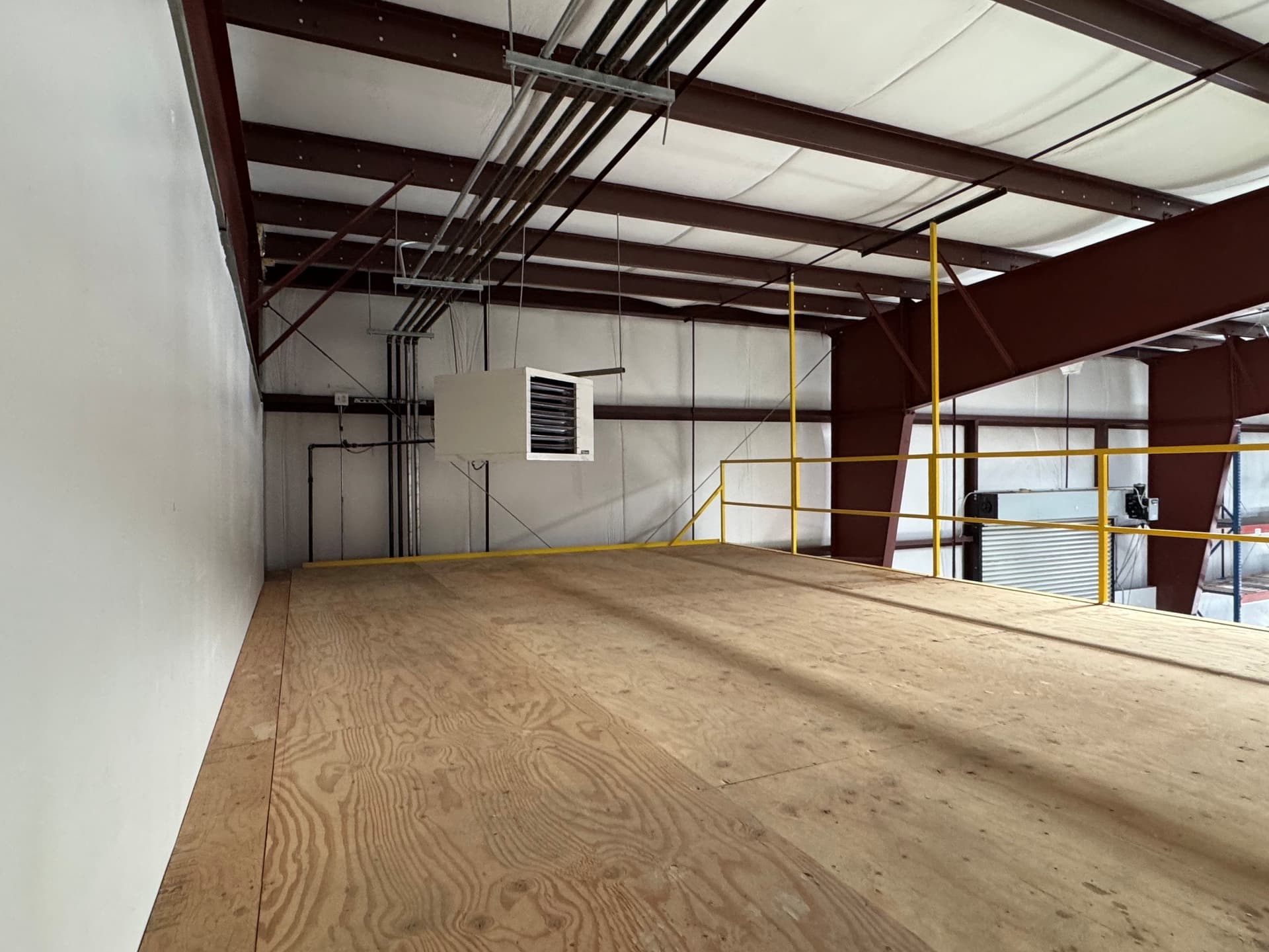 hangar popup image 2