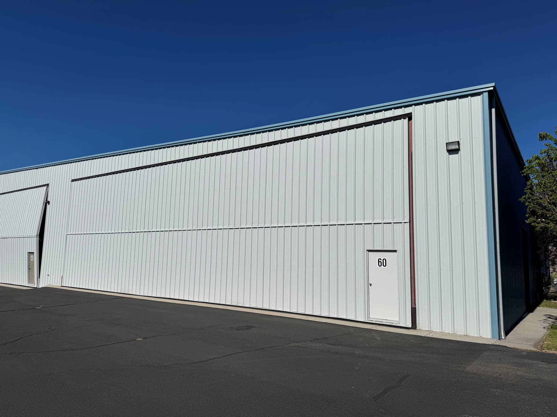 hangar popup image 10