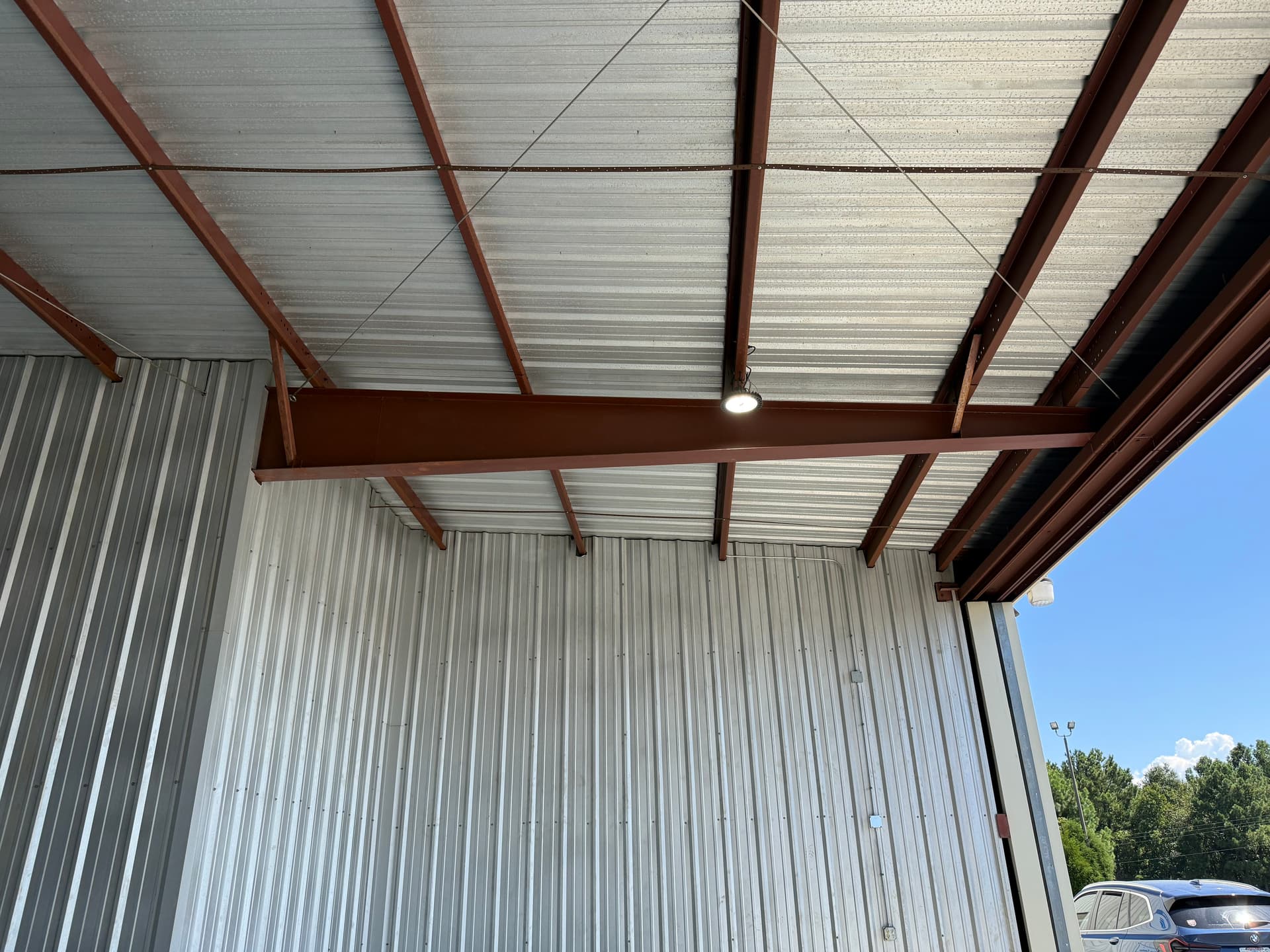 hangar popup image 7