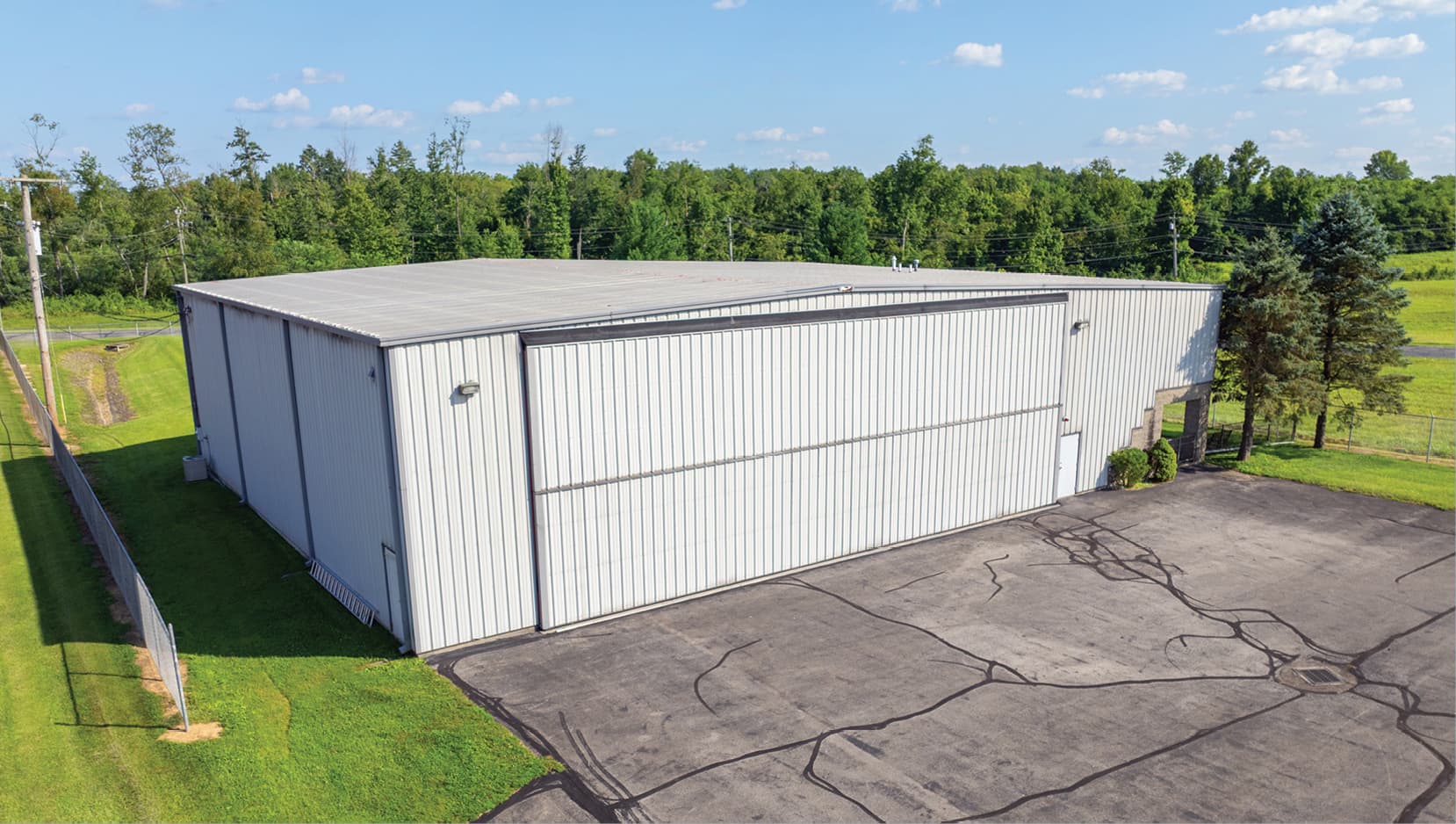 hangar popup image 2