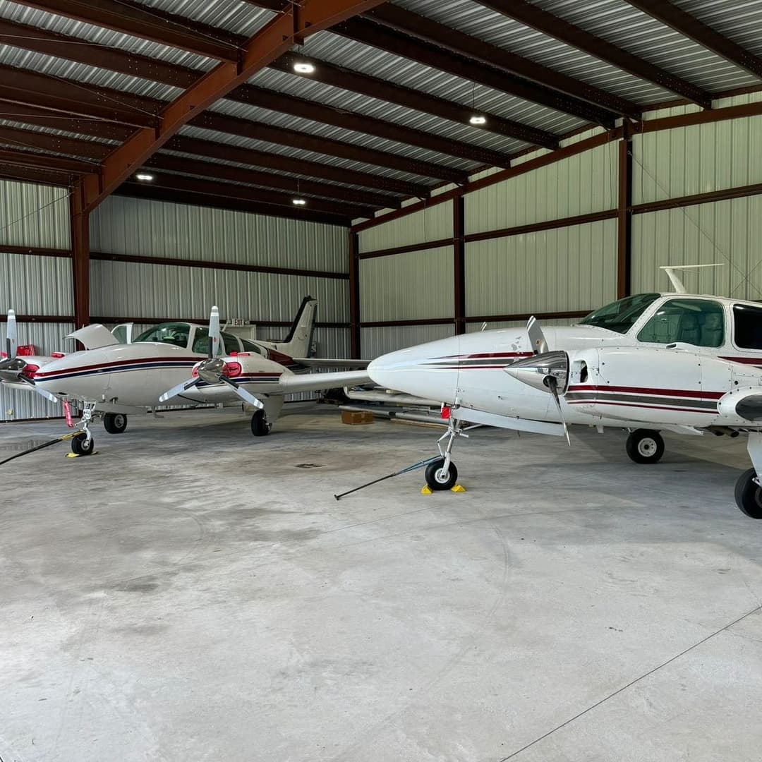 Hangar Image Hangar Image