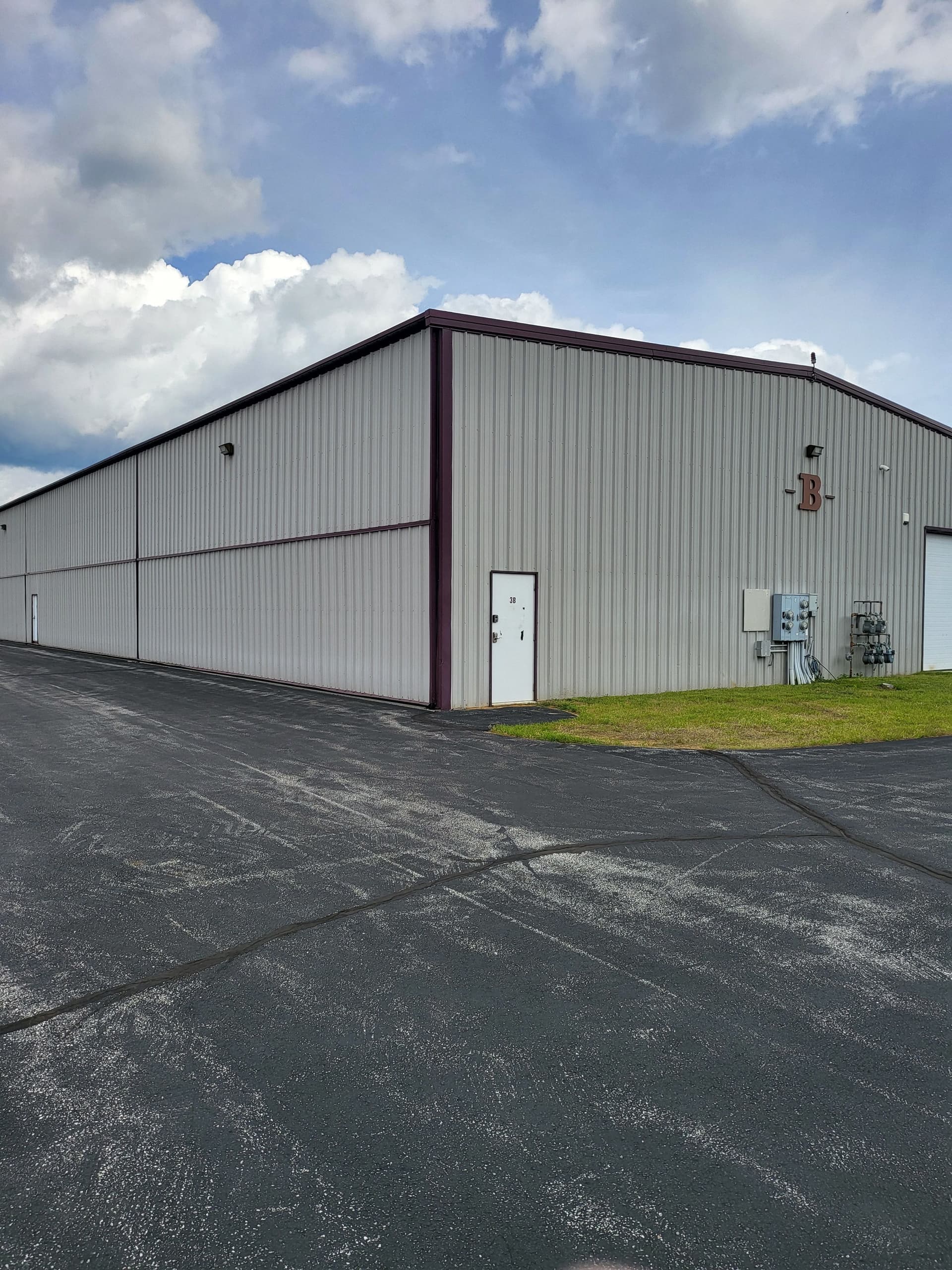 Hangar Image