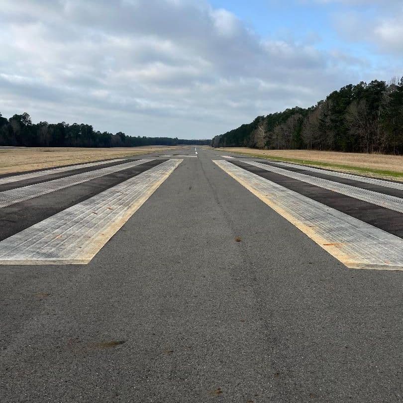 Hangar Image Hangar Image