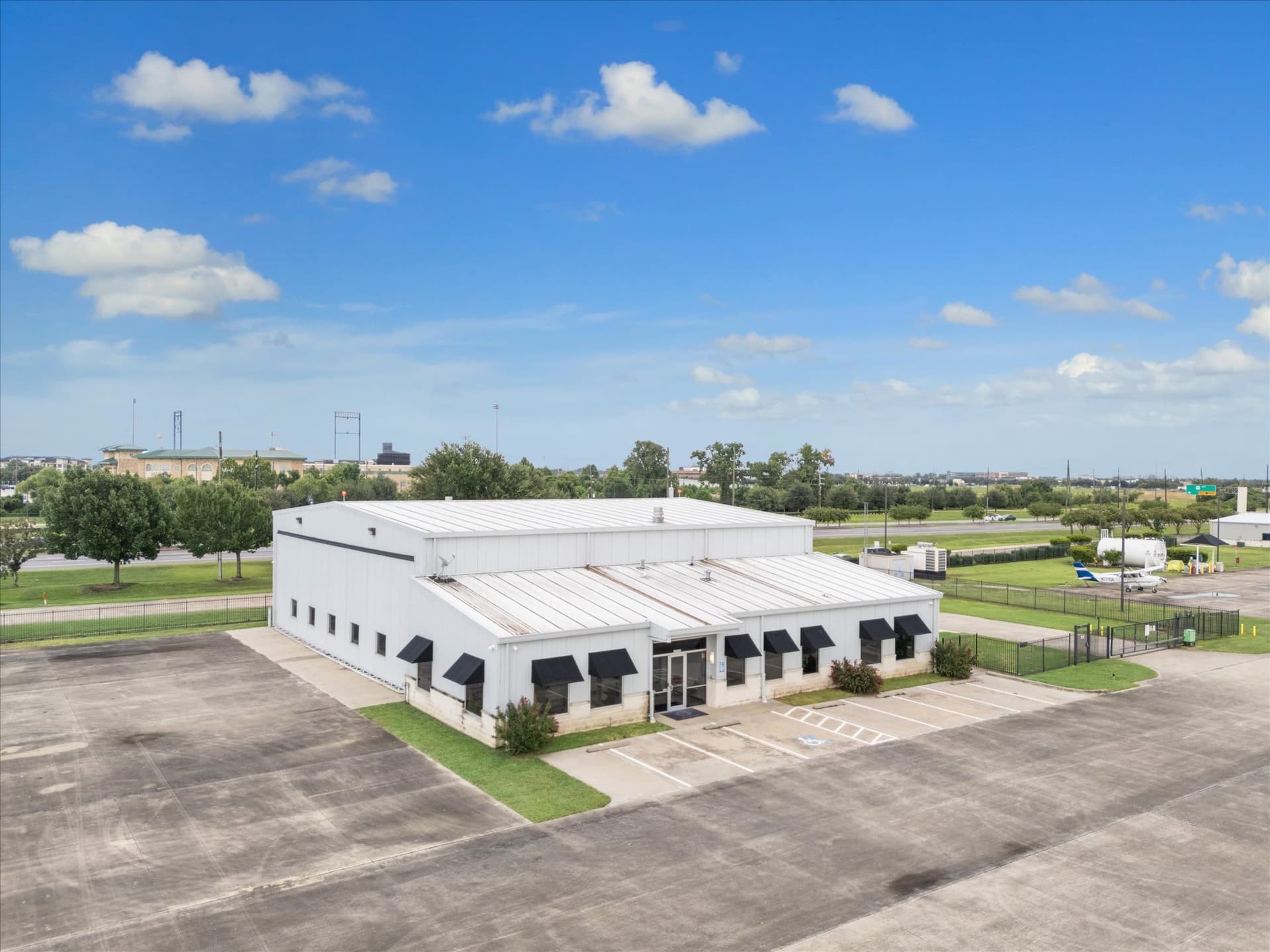 Hangar Image